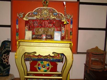 WOODEN CARVED SEAT OF HIGH RANK LAMA